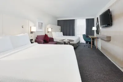 Photo 5 - Crowne Plaza Dallas Downtown by IHG