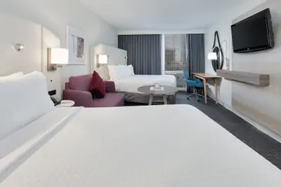 Photo 4 - Crowne Plaza Dallas Downtown by IHG