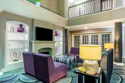 Photo 4 - La Quinta Inn & Suites by Wyndham Raleigh Durham Intl AP