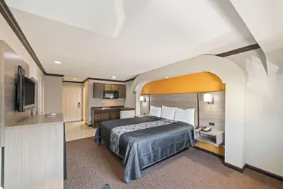 Photo 5 - Americas Best Value Inn & Suites Brenham