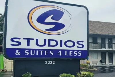 Photo 2 - STUDIOS & SUITES 4 LESS CHESAPEAKE