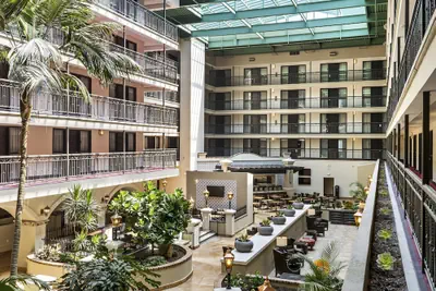Photo 5 - Embassy Suites by Hilton Los Angeles LAX South/El Segundo