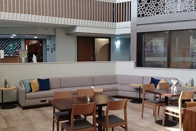 Photo 3 - Holiday Inn McAllen – Medical Center Area by IHG