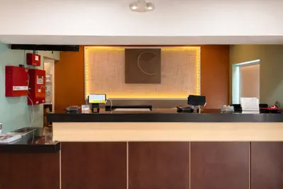 Photo 2 - Comfort Inn & Suites Texas City I-45
