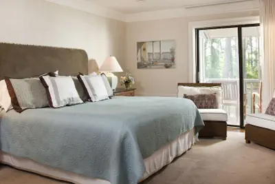 Photo 3 - Refuge Inn