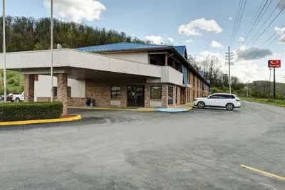Photo 2 - Econo Lodge Morgantown