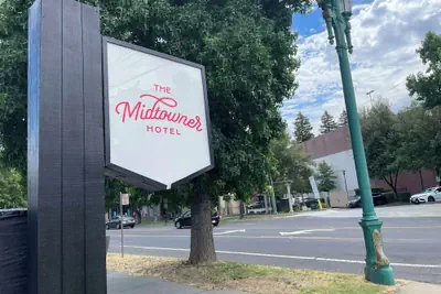 Photo 2 - The Midtowner Hotel, SureStay Collection by Best Western