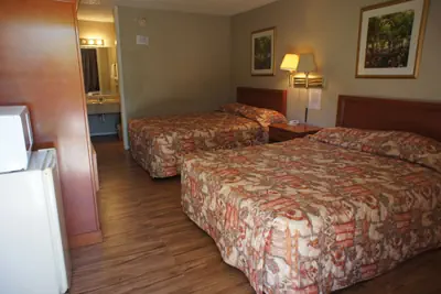 Photo 2 - Executive Inn & Suites