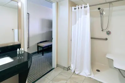 Photo 5 - Days Inn by Wyndham Plattsburgh