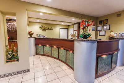 Photo 2 - Vagabond Inn Long Beach
