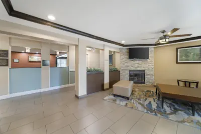 Photo 3 - Best Western Plus Twin View Inn & Suites