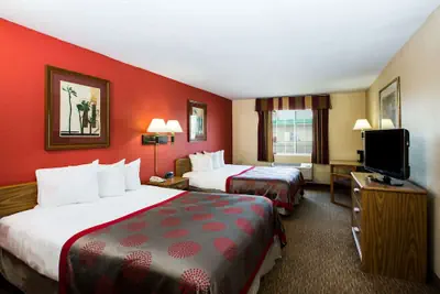 Photo 3 - Ramada by Wyndham Sioux Falls