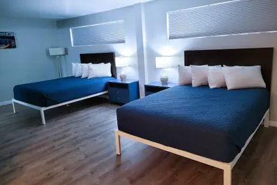 Photo 4 - Cerulean Hotel