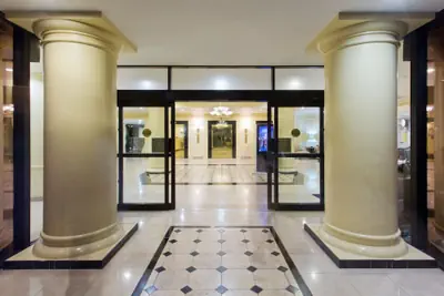 Photo 3 - Crowne Plaza Portland Downtown Convention Center by IHG