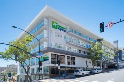 Photo 2 - Holiday Inn Express San Diego Downtown by IHG