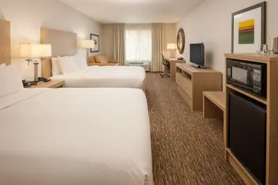 Photo 4 - DoubleTree by Hilton Portland - Tigard