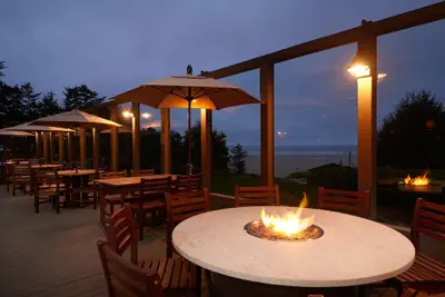 Photo 2 - Best Western Plus Agate Beach Inn