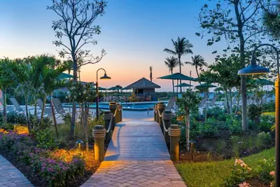 Photo 2 - Sanibel Inn