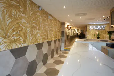 Photo 3 - Starlite Hotel