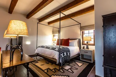 Photo 4 - Bishop's Lodge, Auberge Collection
