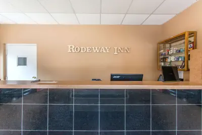 Photo 5 - Rodeway Inn Sandusky North