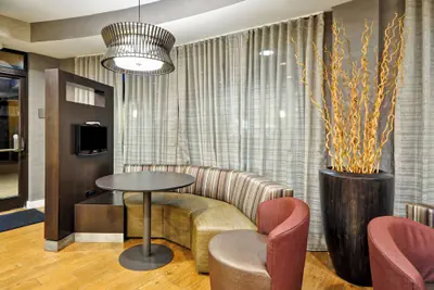 Photo 5 - Courtyard by Marriott Jacksonville Airport