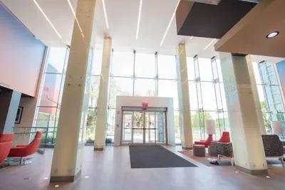 Photo 3 - Aloft by Marriott New York LaGuardia Airport