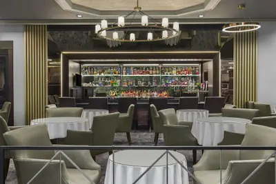 Photo 4 - DoubleTree by Hilton Fort Lee - George Washington Bridge