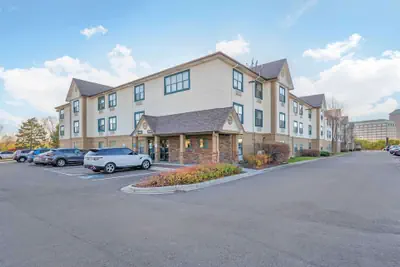 Photo 2 - Extended Stay America Select Suites Chicago Downers Grove