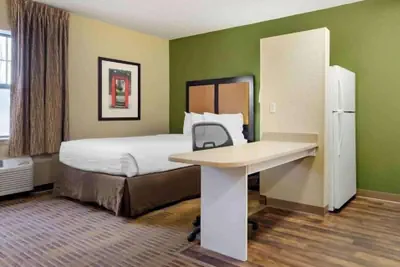 Photo 5 - Studio 6 Extended Stay Rochester Greece NY