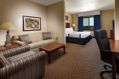 Photo 5 - Roosevelt Grand Dakota, SureStay Collection by Best Western
