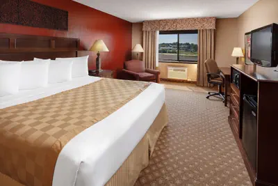 Photo 2 - Roosevelt Grand Dakota, SureStay Collection by Best Western