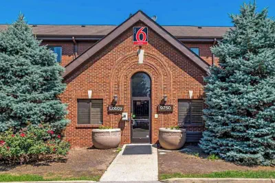 Photo 2 - Studio 6 Corporate Extended Stay Indianapolis, IN - North Carmel