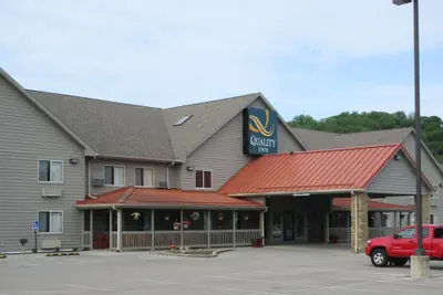 Photo 2 - Quality Inn Nashville - Bloomington