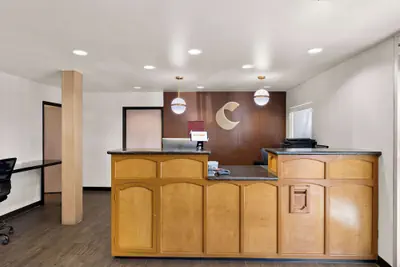 Photo 4 - Comfort Inn & Suites near Kino Sports Complex