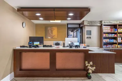 Photo 3 - Comfort Inn Charlotte Airport Uptown