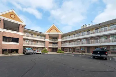 Photo 2 - Extended Stay America Suites Cincinnati Springdale I275