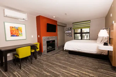Photo 4 - Hampton Inn & Suites Seattle-Downtown