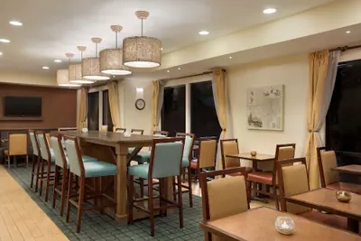 Photo 3 - Hampton Inn Fort Worth Southwest Cityview