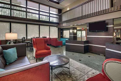 Photo 5 - Heritage Inn & Suites The Woodlands, Trademark by Wyndham