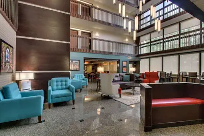 Photo 3 - Heritage Inn & Suites The Woodlands, Trademark by Wyndham