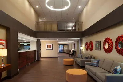 Photo 4 - Hampton Inn Charleston-Southridge