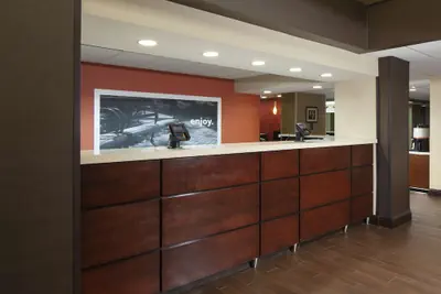 Photo 5 - Hampton Inn Charleston-Southridge