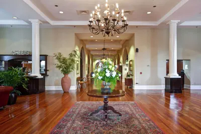 Photo 5 - Embassy Suites by Hilton Charleston Historic District