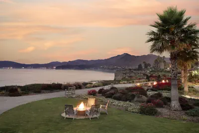 Photo 2 - Spyglass Inn