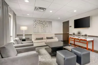 Photo 3 - Best Western Suites