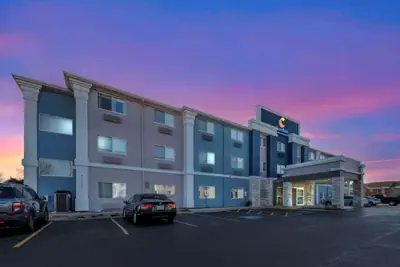Photo 2 - Comfort Inn & Suites Oklahoma City North - Quail Springs