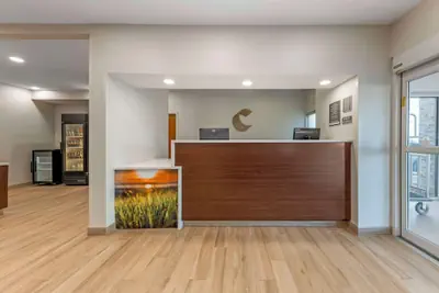 Photo 4 - Comfort Inn & Suites Oklahoma City North - Quail Springs
