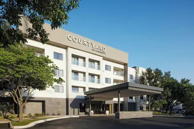 Photo 2 - Courtyard by Marriott Austin South