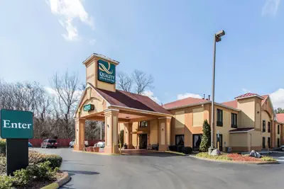 Photo 2 - Quality Inn & Suites Memphis East